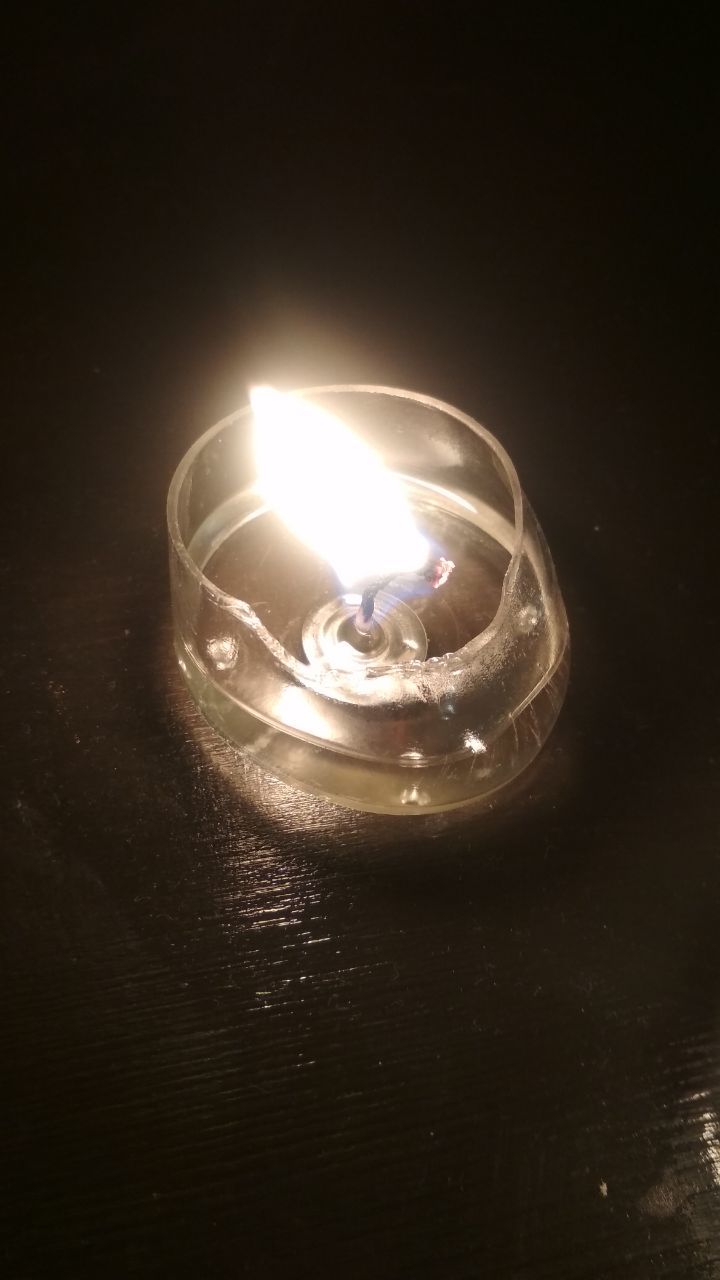 Фотография покупателя товара Набор свечей  в гильзе  "Круг", белая, 12 шт - Фото 2