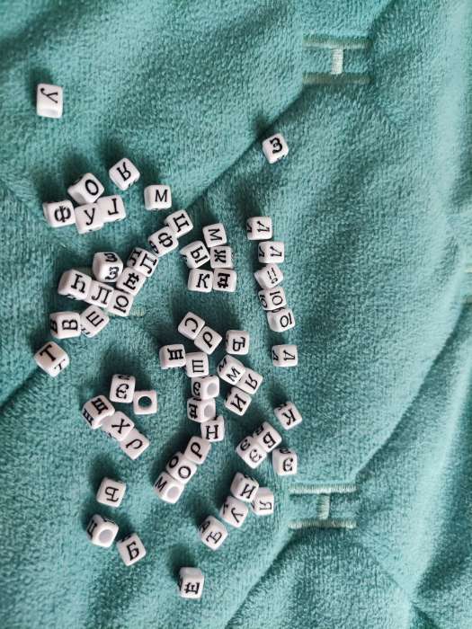 Фотография покупателя товара Бусины для творчества пластик "Русские буквы на кубике" набор 10 гр 0,6х0,6 см - Фото 10