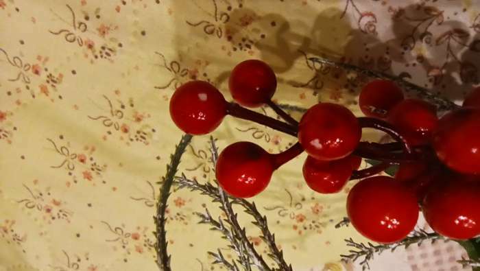 Фотография покупателя товара Декор "Зимняя магия" хвоя цветок ягоды 23 см - Фото 5