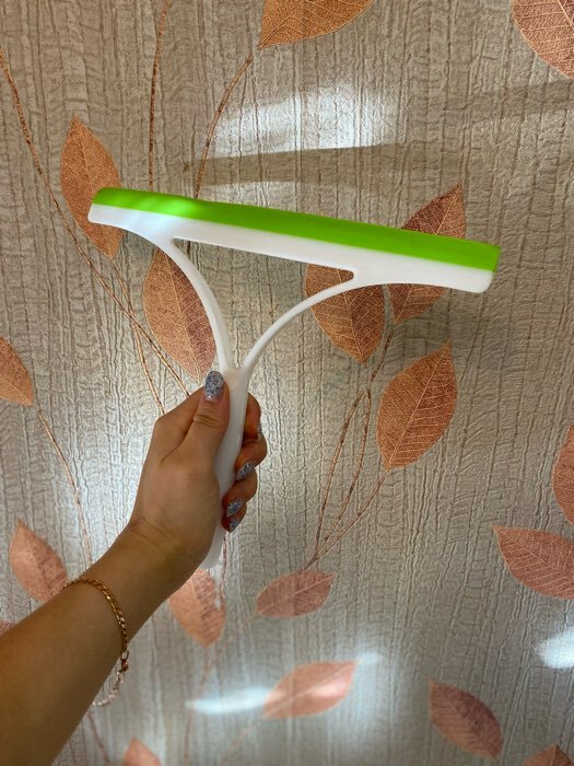 Фотография покупателя товара Водосгон силиконовый Доляна «Помощник», 25×21 см, МИКС - Фото 1