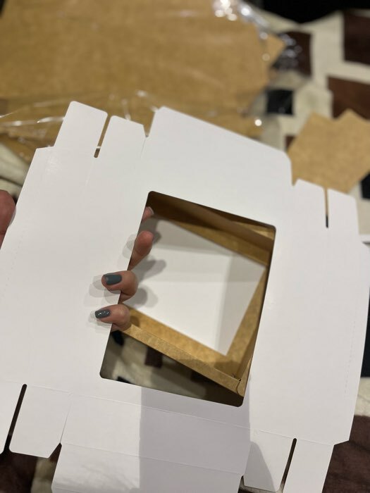 Фотография покупателя товара Коробка складная под 12 конфет, крафт, 19 х 15 х 3,6 см - Фото 4