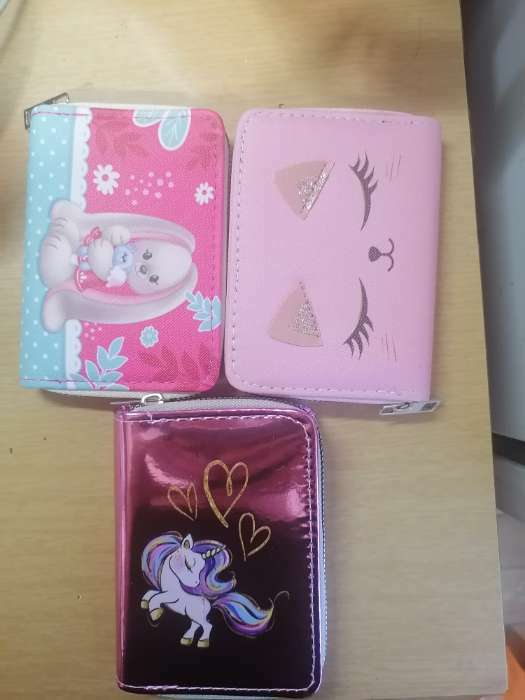 Фотография покупателя товара Кошелёк с голографическим эффектом «Котик», 12.5×9×2 см - Фото 9