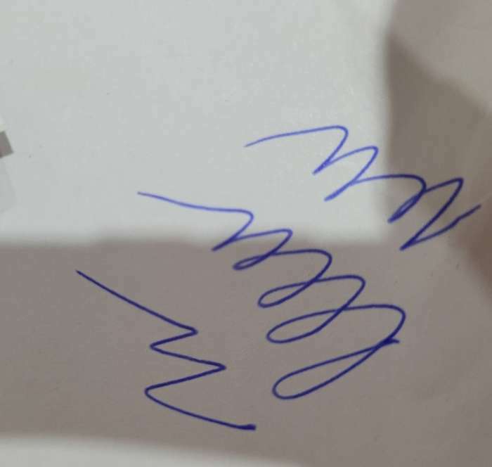 Фотография покупателя товара Набор ручка гелевая со стираемыми чернилами, пишущий узел 0.5 мм, чернила синие+9 синих стержней - Фото 7