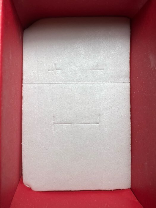Фотография покупателя товара Коробочка подарочная под набор "Рафаэлло", 5x8, цвет бело-красный (размер полезной части 4,5х7,5 см) - Фото 2