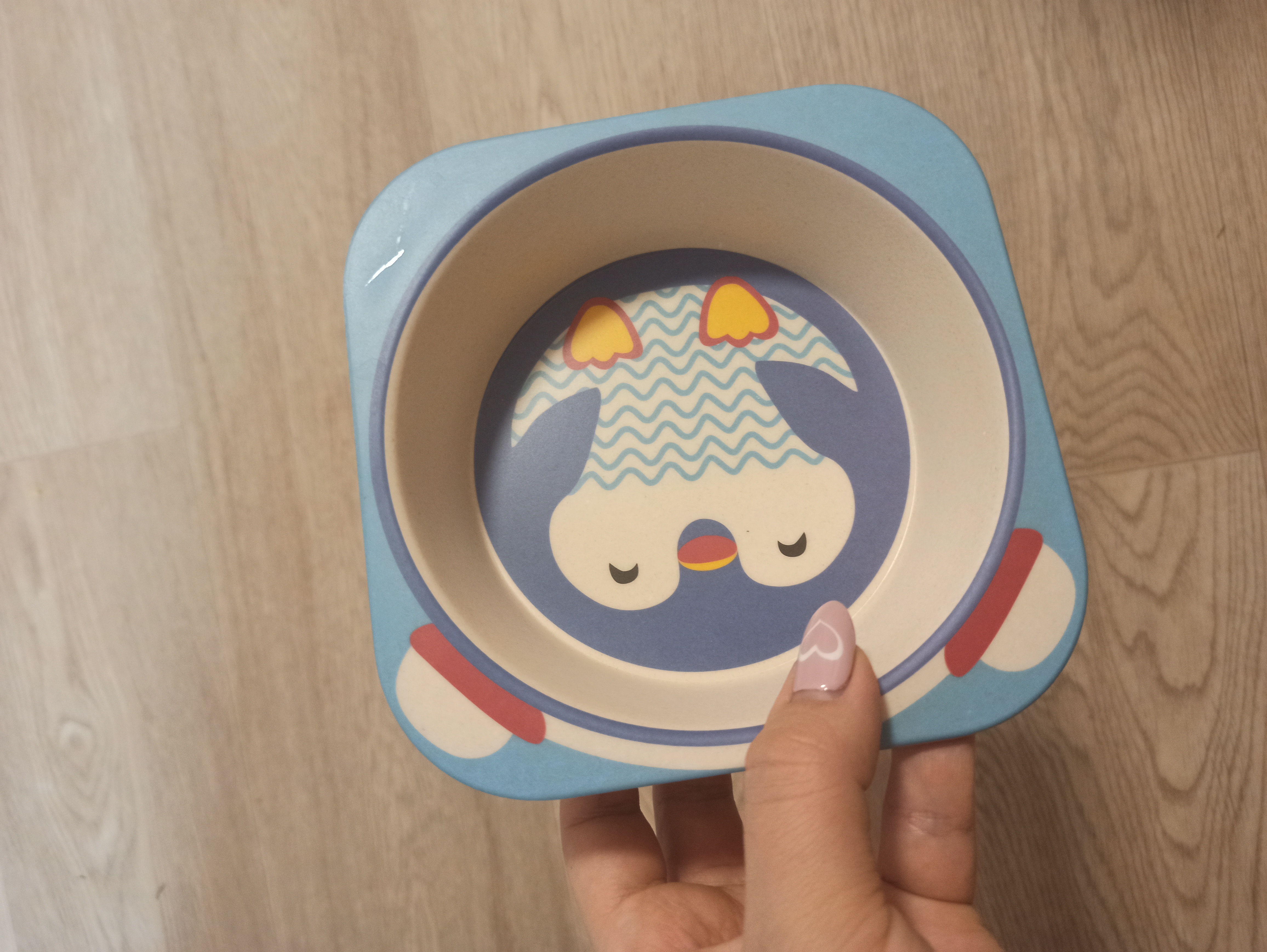 Фотография покупателя товара Набор детской бамбуковой посуды «Пингвин», тарелка, миска, стакан, приборы, 5 предметов - Фото 1