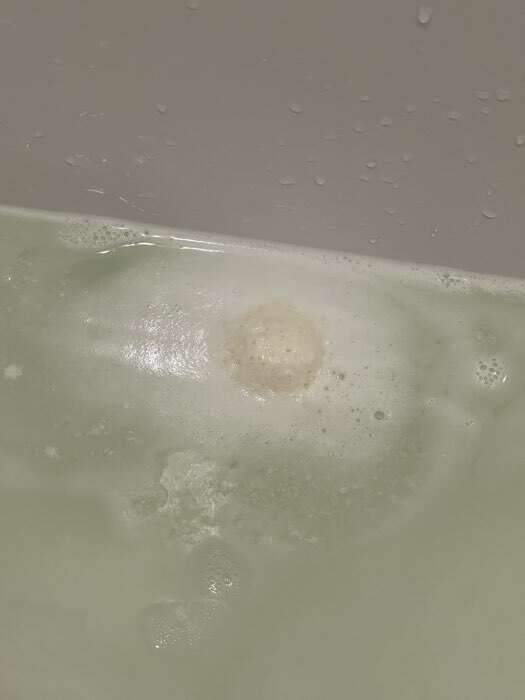 Фотография покупателя товара Бомбочка для ванны из персидской соли "С Новым Годом" с эф.маслом миндаля, 140 гр
