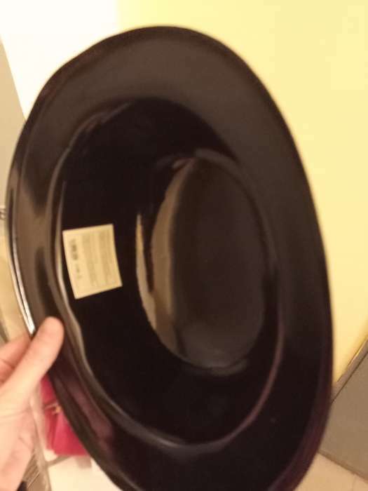 Фотография покупателя товара Карнавальная шляпа из пластика, р-р. 56-58, цвет чёрный - Фото 2