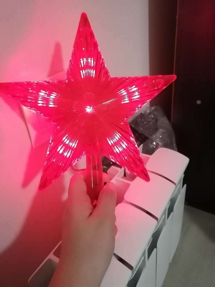 Фотография покупателя товара Светодиодная верхушка на ёлку «Звезда красная» 22 см, 30 LED, провод 2 метра, 220 В, свечение красное - Фото 38