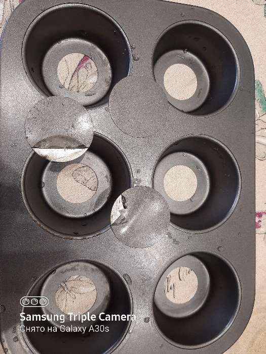 Фотография покупателя товара Форма для выпечки Доляна «Жаклин. Круг», 26×18×3 см, 6 ячеек, съёмное дно, антипригарное покрытие, цвет чёрный - Фото 1
