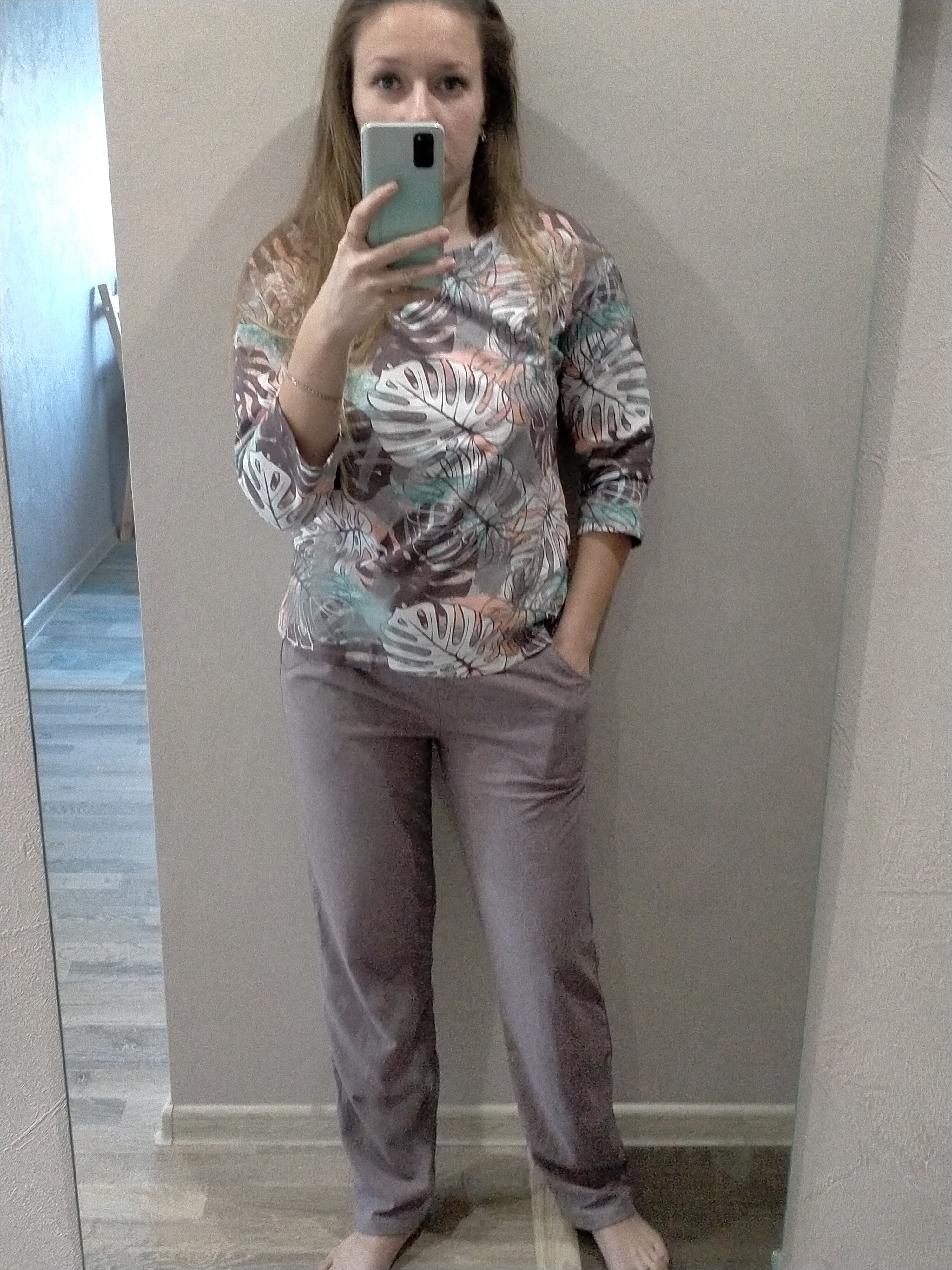 Фотография покупателя товара Костюм (лонгслив, брюки) женский «Оазис» цвет светло-коричневый, размер 42 - Фото 1