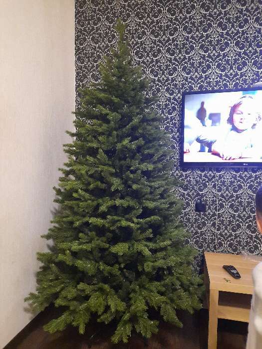 Фотография покупателя товара Искусственная ёлка премиум «ЕлкиТорг. Графская», 180 см, d нижнего яруса 115 см, 2916 смешанные ветки на крючках - Фото 11
