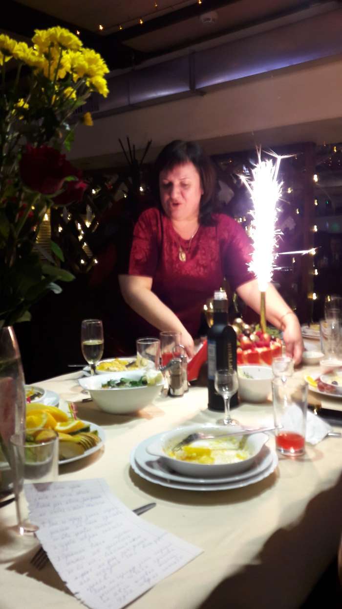 Фотография покупателя товара Свечи фонтаны для торта "Неон", 17,5 см, 60 секунд, цветное пламя, 4 шт - Фото 77