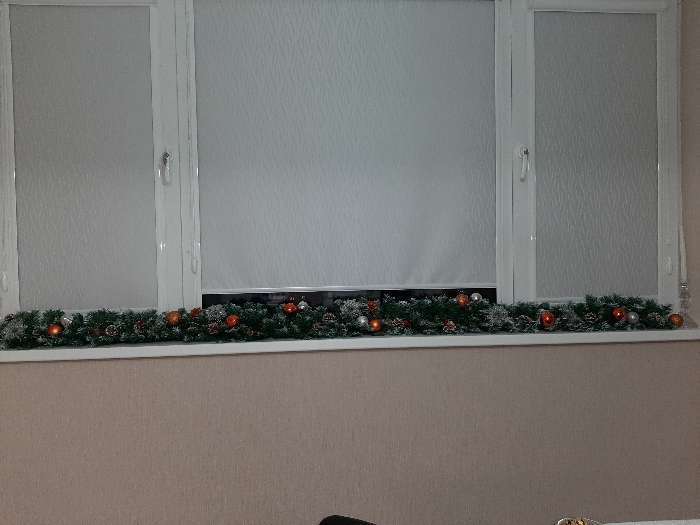 Фотография покупателя товара Гирлянда ёлочная "Иней" шишки ягоды, 270 см 200 веток d-25 см ветка 12,5х6 см - Фото 6