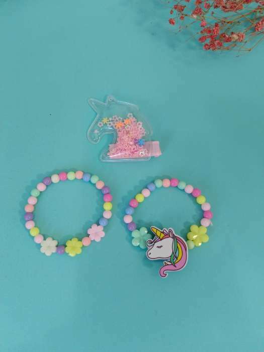 Фотография покупателя товара Комплект детский «Выбражулька» 3 предмета: заколка, 2 браслета, единорог, цветной - Фото 2