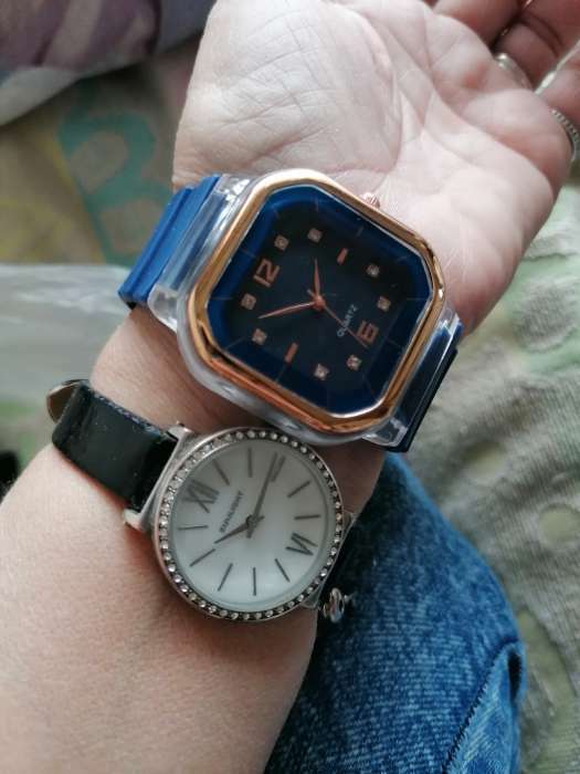 Фотография покупателя товара Часы наручные женские, 4.1 х 4.1 см, ремешок силикон, синие - Фото 1