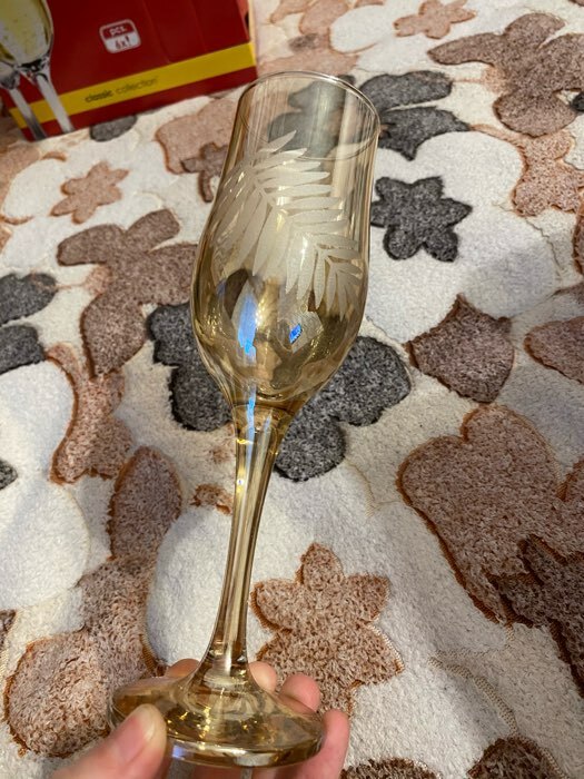 Фотография покупателя товара Набор бокалов для шампанского «Папоротник», 200 мл, 6 шт, цвет янтарный