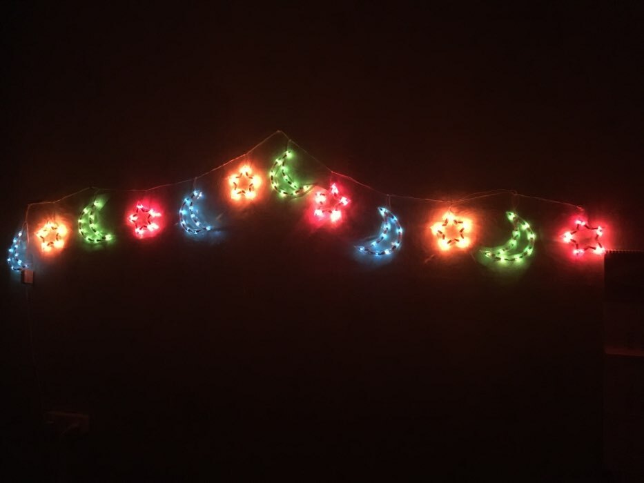Фотография покупателя товара Гирлянда "Бахрома" 2.3 х 0.25 м с насадками "Звезда и месяц", IP20, белая нить, 120 ламп, свечение мульти, 8 режимов, 220 В - Фото 1