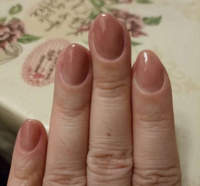 Фотография покупателя товара База камуфлирующая для ногтей, 3-х фазная, 8мл, LED/UV, цвет тёмно-розовый (011) - Фото 1