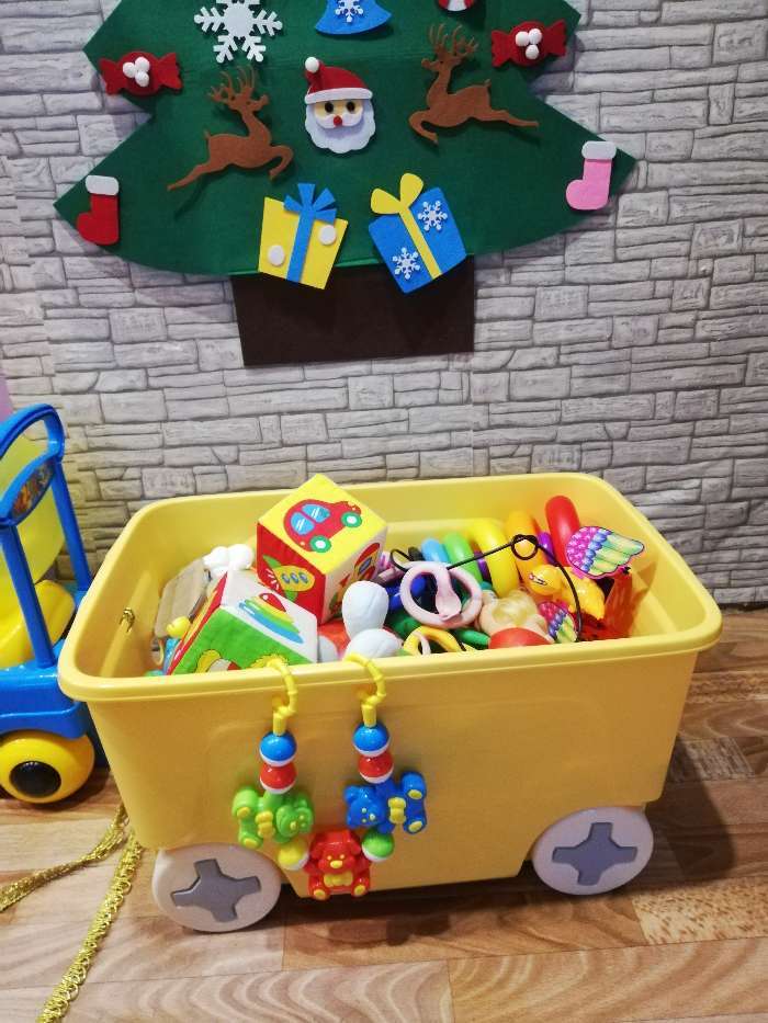 Фотография покупателя товара Детский ящик для игрушек COOL, на колесах, 50 литров, цвет жёлтый - Фото 1