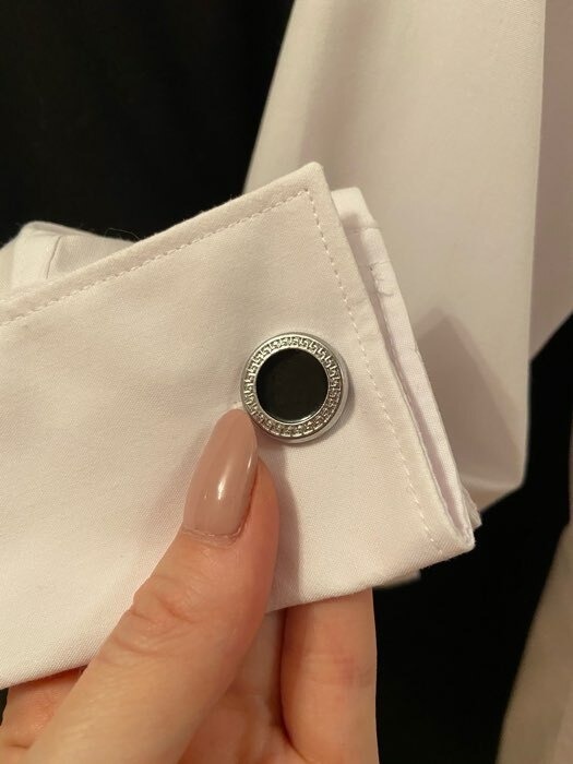 Фотография покупателя товара Запонки стальные «Классика» круг с эмалью, окантовка с орнаментом, цвет чёрный серебре