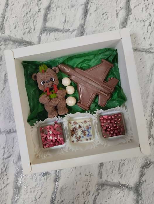 Фотография покупателя товара Коробка для 9 конфет 13.8×13.8×3.8 см - Фото 19