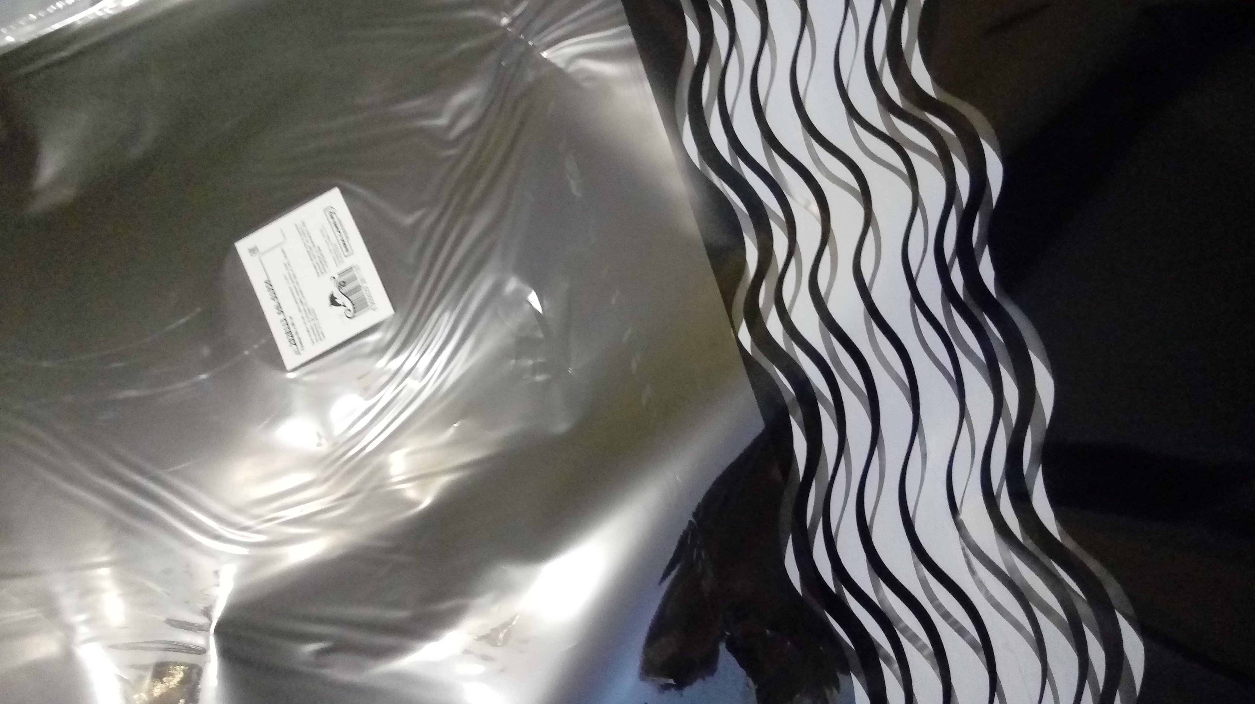 Фотография покупателя товара Плёнка для цветов и подарков "Волны", чёрный, 60 х 60 см - Фото 1
