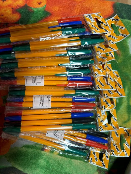 Фотография покупателя товара Набор ручек шариковых 4 цвета, стержень 0.7 мм, синий, красный, черный, зеленый, корпус оранжевый - Фото 2