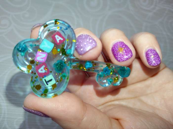 Фотография покупателя товара Наклейки для ногтей «Звезда», объёмные, фольгированные, цвет золотистый - Фото 2