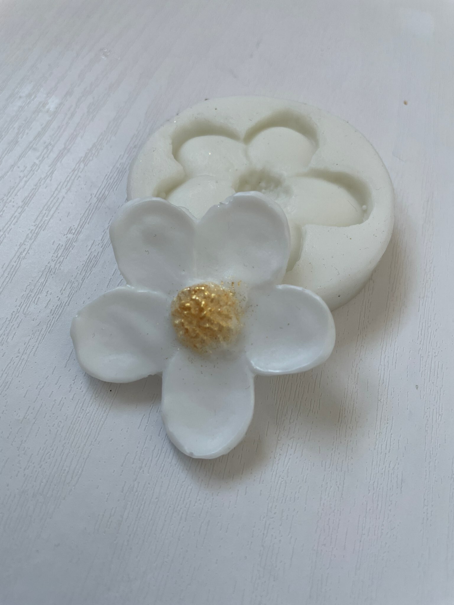 Фотография покупателя товара Молд силиконовый "Цветок" 4,9 см,  силикон