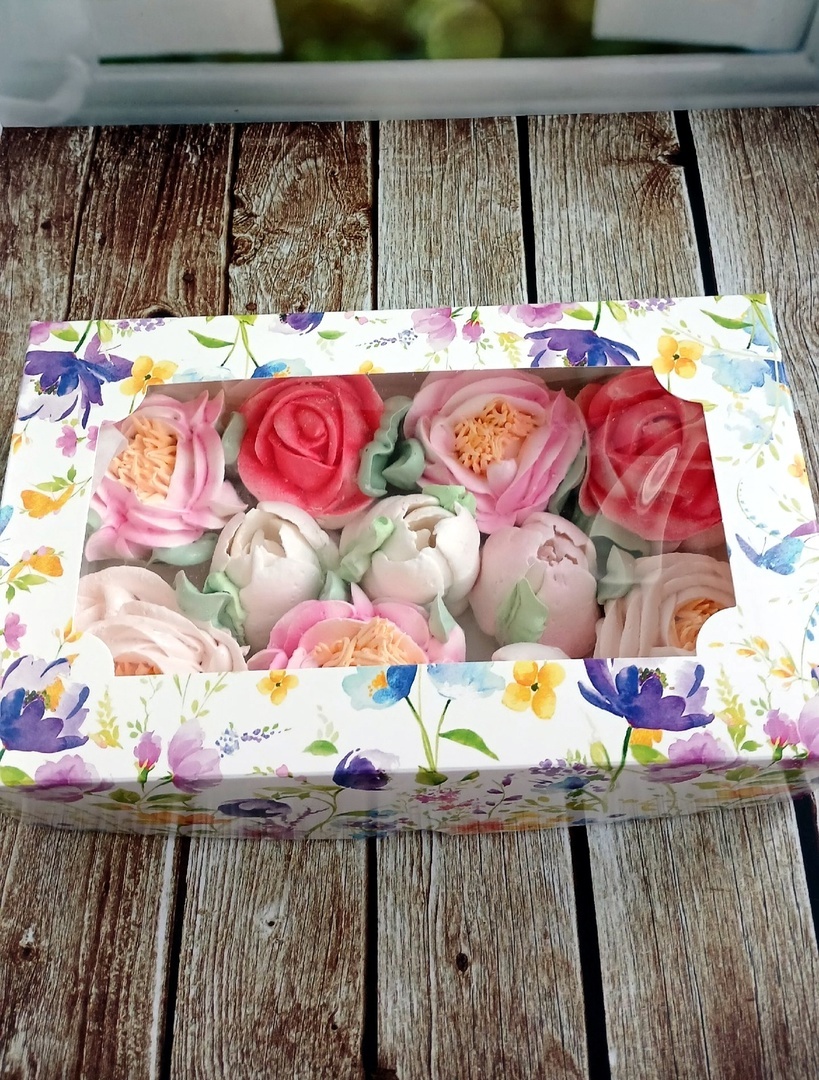 Фотография покупателя товара Коробка складная с окном «С 8 марта!», 25×15×7 см - Фото 10