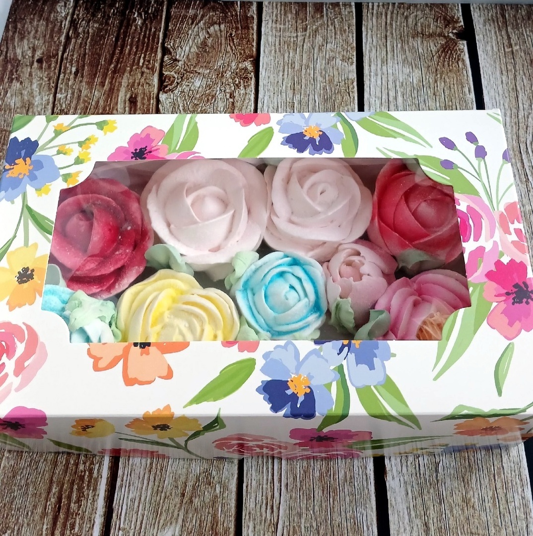 Фотография покупателя товара Коробка складная с окном «С 8 марта!», 25×15×7 см - Фото 9