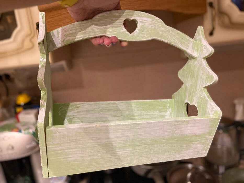 Фотография покупателя товара Кашпо деревянное 30×14×27 см "Ёлочка", с ручкой, зелёная кисть Дарим Красиво - Фото 2