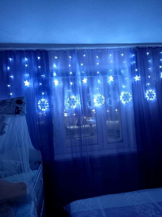 Фотография покупателя товара Гирлянда «Бахрома» 2.4 × 0.9 м с насадками «Звёзды», IP20, прозрачная нить, 138 LED, свечение тёплое белое, 8 режимов, 220 В - Фото 27