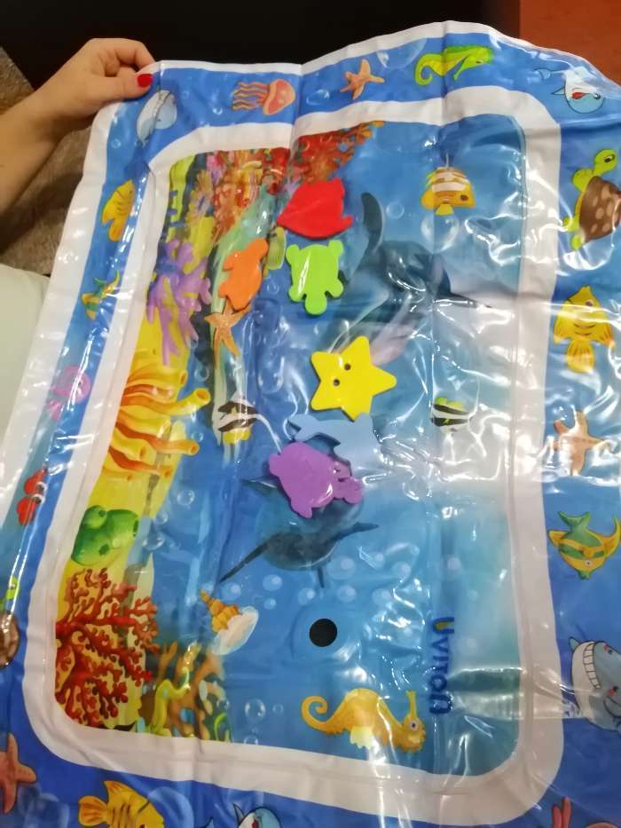 Фотография покупателя товара Коврик надувной с игрушками для малышей Ocean, 65х48х8 см - Фото 2