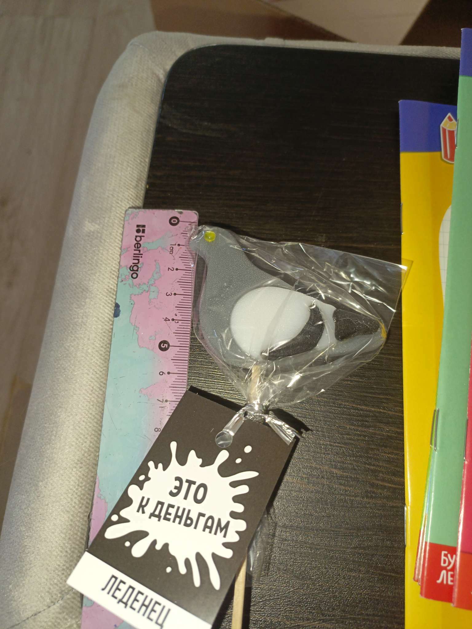 Фотография покупателя товара Леденец на палочке «Сладкому пирожочку», со вкусом персика, 25 г - Фото 4