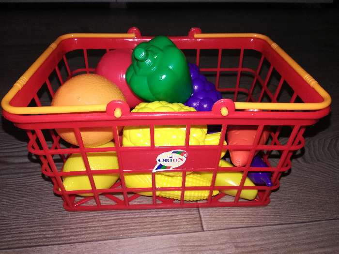 Фотография покупателя товара Игрушечная корзина для супермаркета, малая, цвета МИКС - Фото 3
