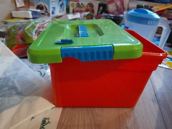 Фотография покупателя товара Контейнер для хранения с крышкой Kid's Box, 10 л, 37,5×25,5×16 см, цвет МИКС - Фото 3