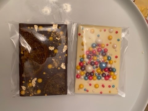 Фотография покупателя товара Форма для шоколада KONFINETTA «Плитка шоколада», 33×16,5×2,5 см, 3 ячейки (7,5×11,3 см) - Фото 3
