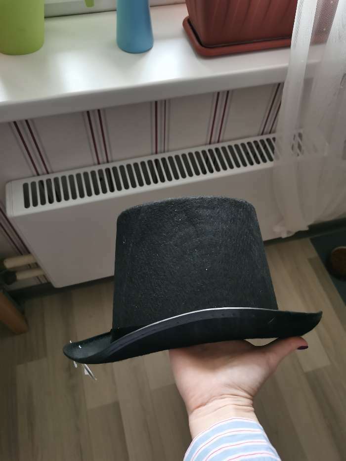 Фотография покупателя товара Карнавальная шляпа «Цилиндр», р-р. 56-58, цвет чёрный - Фото 8