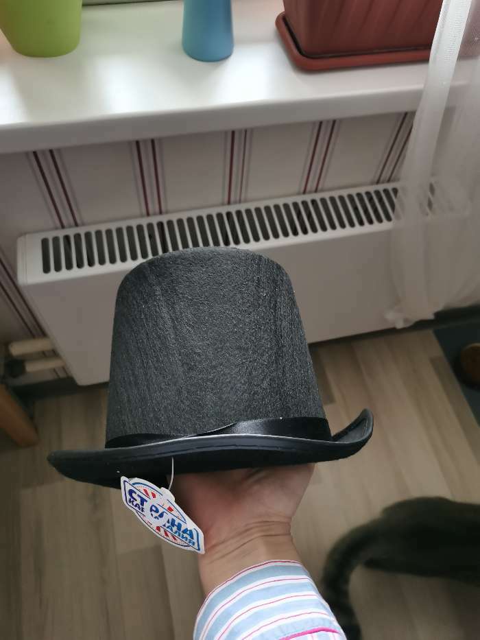 Фотография покупателя товара Карнавальная шляпа «Цилиндр», р-р. 56-58, цвет чёрный - Фото 11
