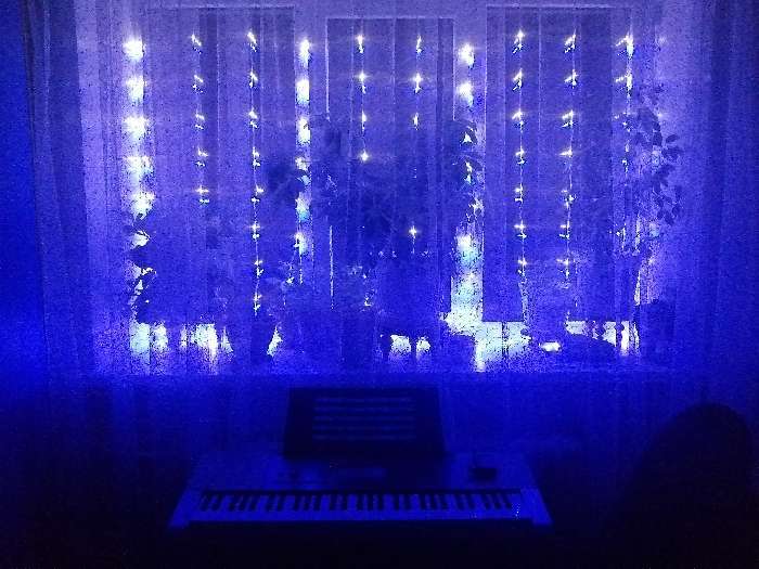 Фотография покупателя товара Гирлянда «Водопад» 2 × 1.5 м, IP20, прозрачная нить, 400 LED, свечение фиолетовое, 8 режимов, 220 В - Фото 1