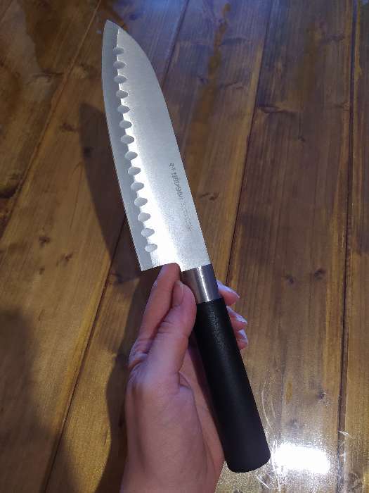 Фотография покупателя товара Нож кухонный NADOBA KEIKO Сантоку с углублениями, лезвие 17,5 см - Фото 4