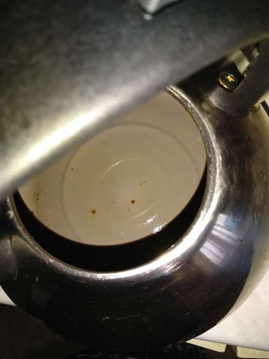 Фотография покупателя товара Чайник со свистком из нержавеющей стали Доляна «Квант», 2,8 л, фиксированная ручка soft-touch, цвет хромированный - Фото 6