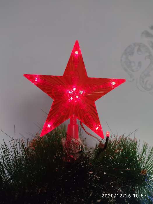 Фотография покупателя товара Светодиодная верхушка на ёлку «Звезда красная» 15 см, 10 LED, провод 2 метра, 220 В, свечение красное - Фото 29