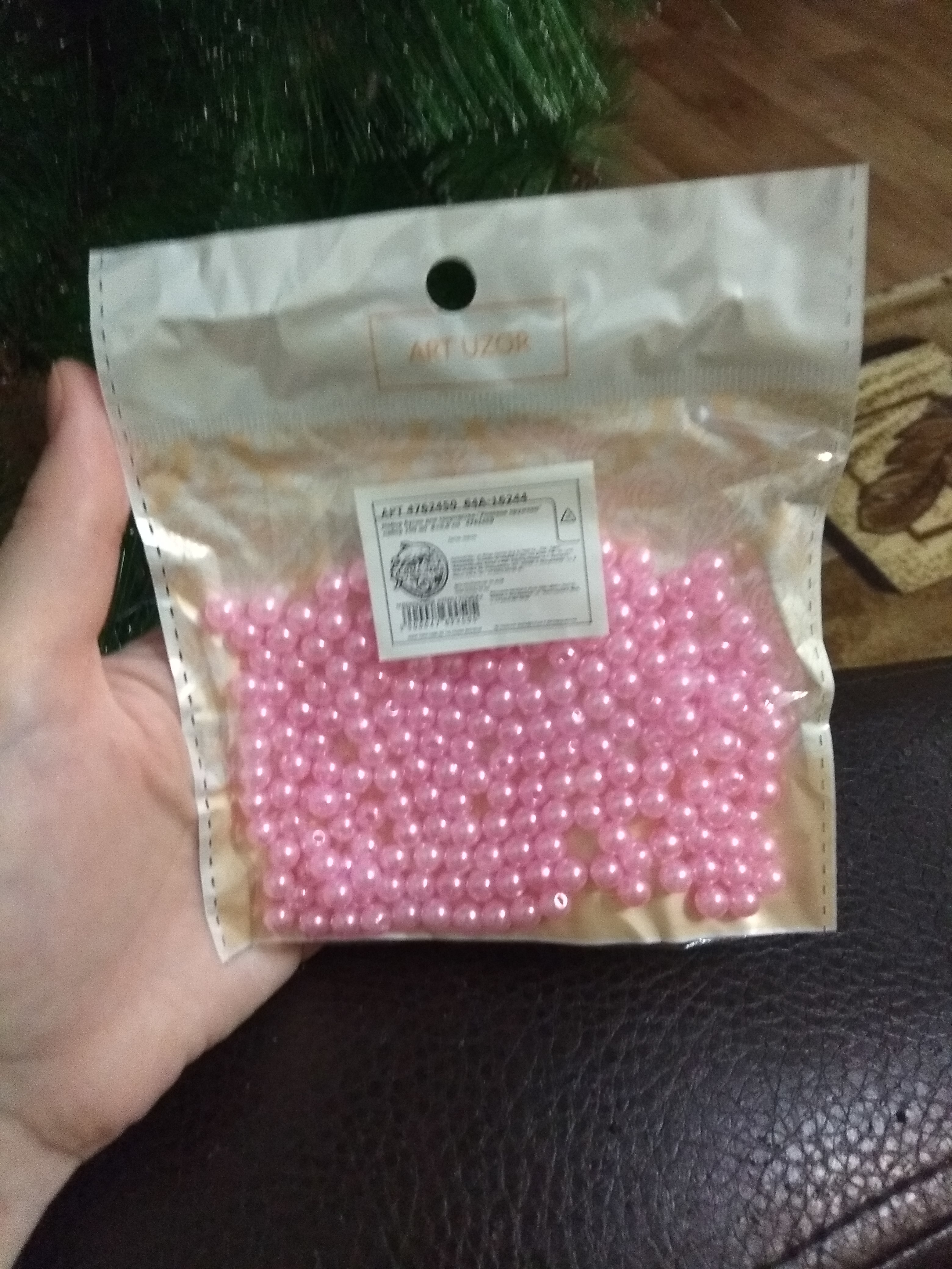 Фотография покупателя товара Бусины для творчества пластик "Розовый для Барби" набор 200 шт  d=0,6 см МИКС - Фото 19