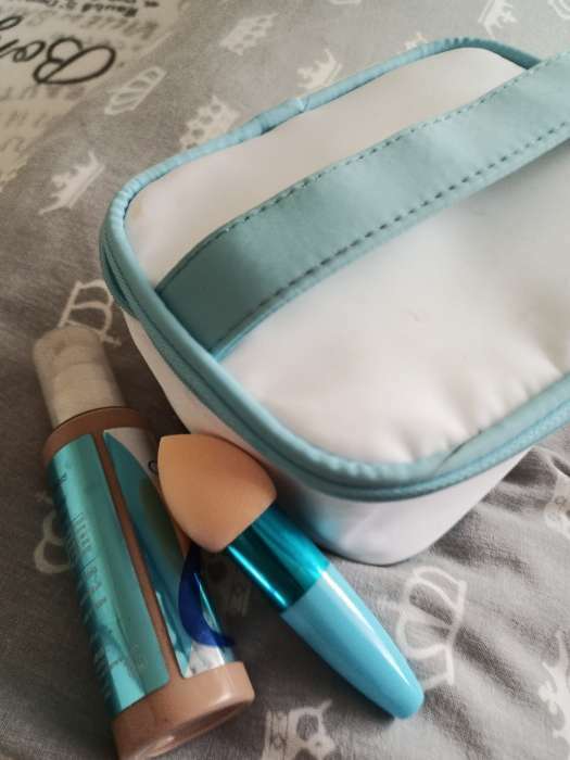 Фотография покупателя товара Спонж для макияжа с ручкой «Капля», 10 × 3 см, цвет МИКС - Фото 1