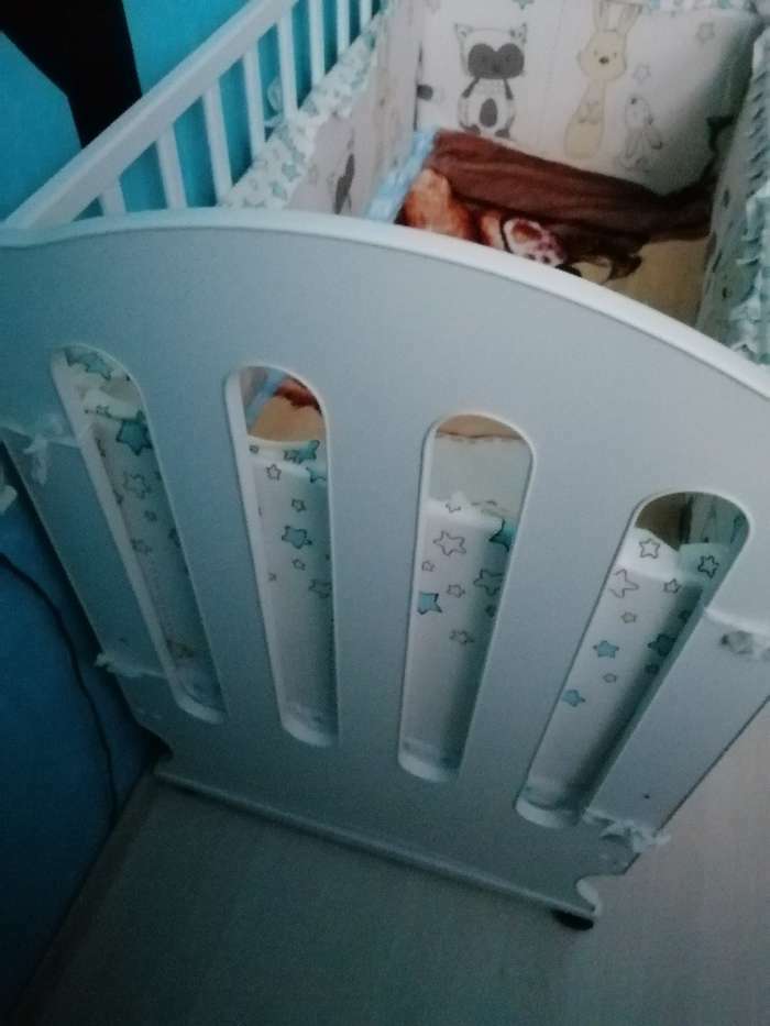 Фотография покупателя товара Детская кроватка «Чудо» на колёсах или качалке, цвет белый