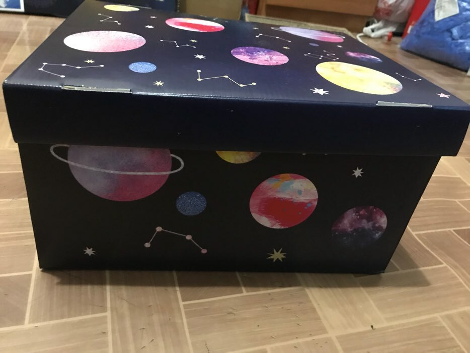 Фотография покупателя товара Коробка подарочная складная, упаковка, «Космос», 31,2 х 25,6 х 16,1 см - Фото 2
