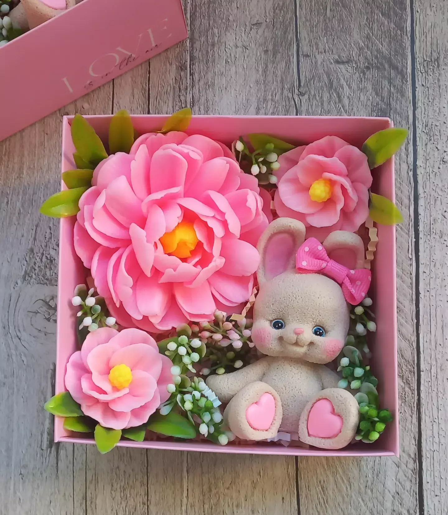 Фотография покупателя товара Коробка под бенто-торт с PVC крышкой, кондитерская упаковка «Love», 12 х 6 х 11,5 см