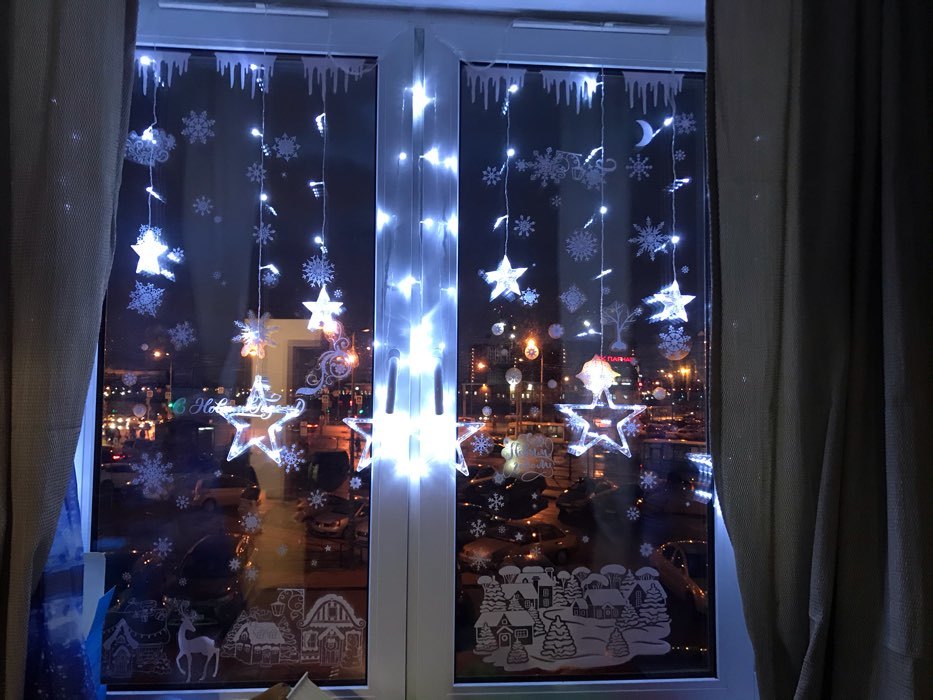 Фотография покупателя товара Гирлянда «Бахрома» 2.4 × 0.9 м с насадками «Звёзды», IP20, прозрачная нить, 138 LED, свечение синее, 8 режимов, 220 В - Фото 26